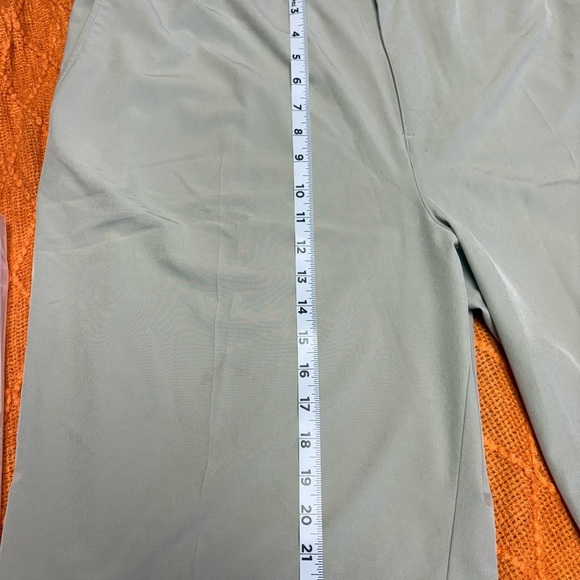 Adidas White Athletic Shorts for Active Comfort - Picture 6 of 6